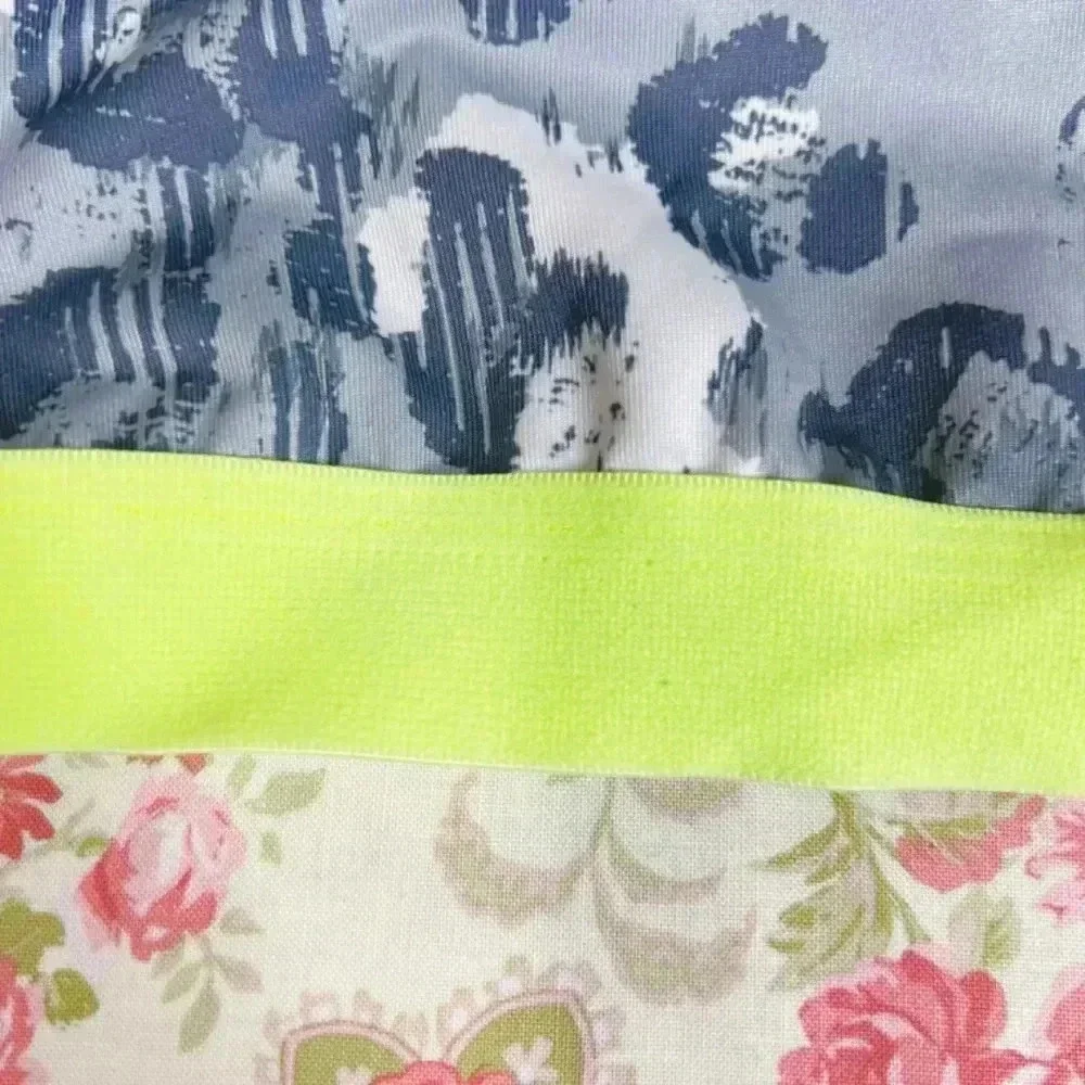Grey Camo Sports Bra Size S - Picture 4 of 4